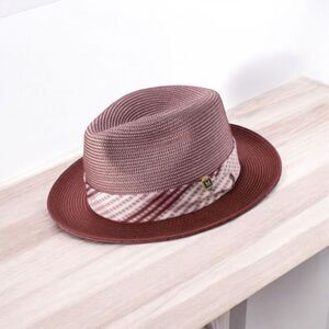 MONTIQUE MEN'S BURGUNDY FEDORA HAT W/CHECKERED RIBBON BAND. H2512